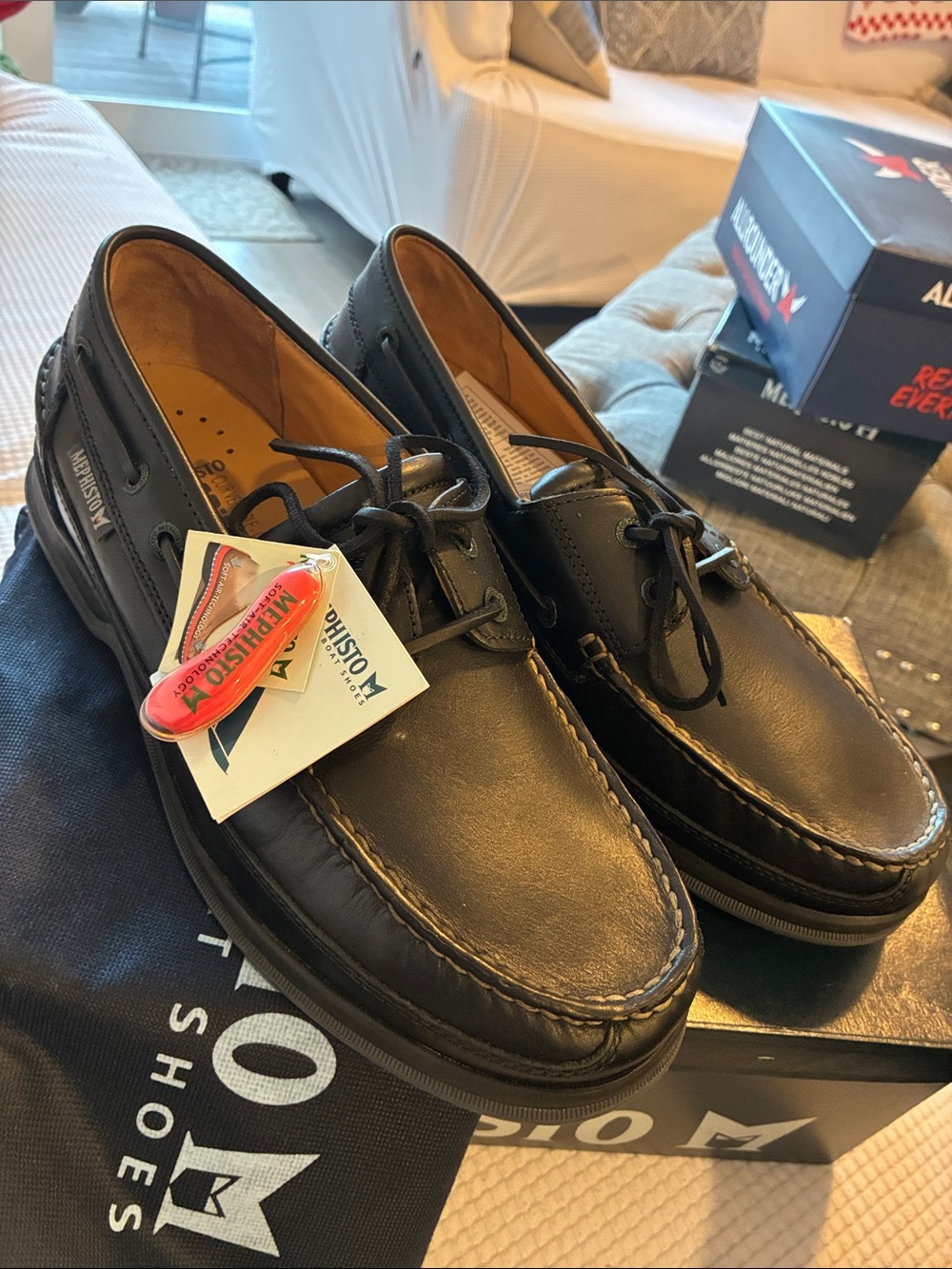 Mephisto Men’s Black Leather Boat Shoes